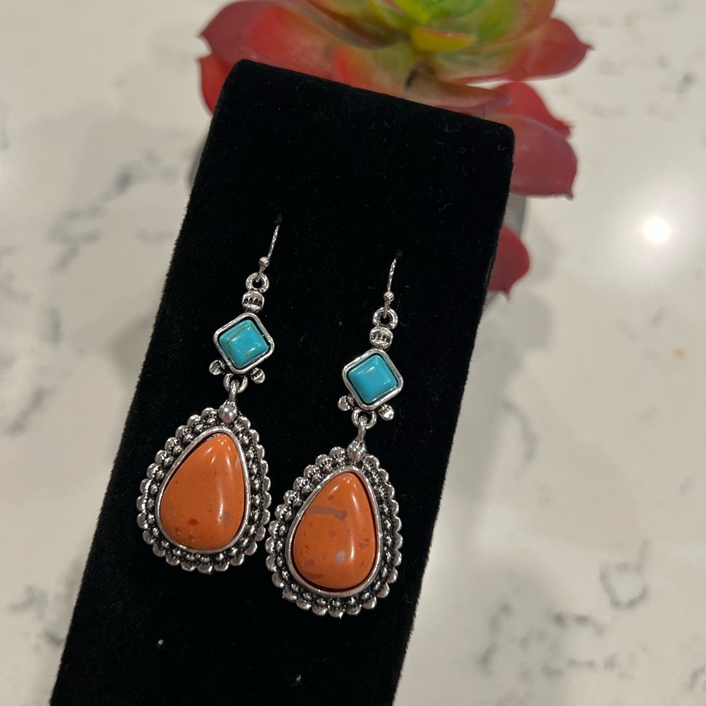 NWOT - Gorgeous blue turquoise & orange bohemian drop earrings.